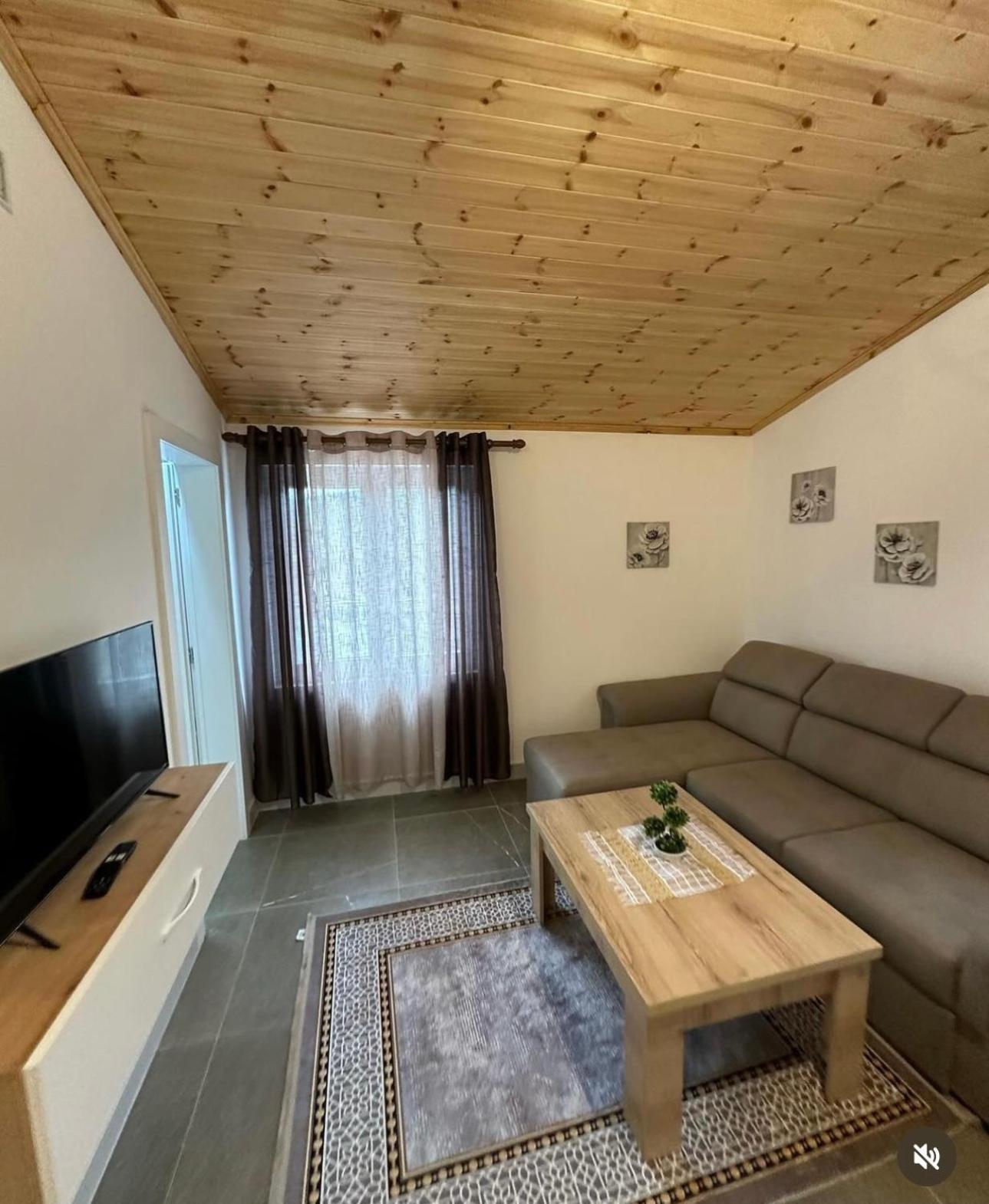 Qyteza Guest House & Camping Shkodër Extérieur photo