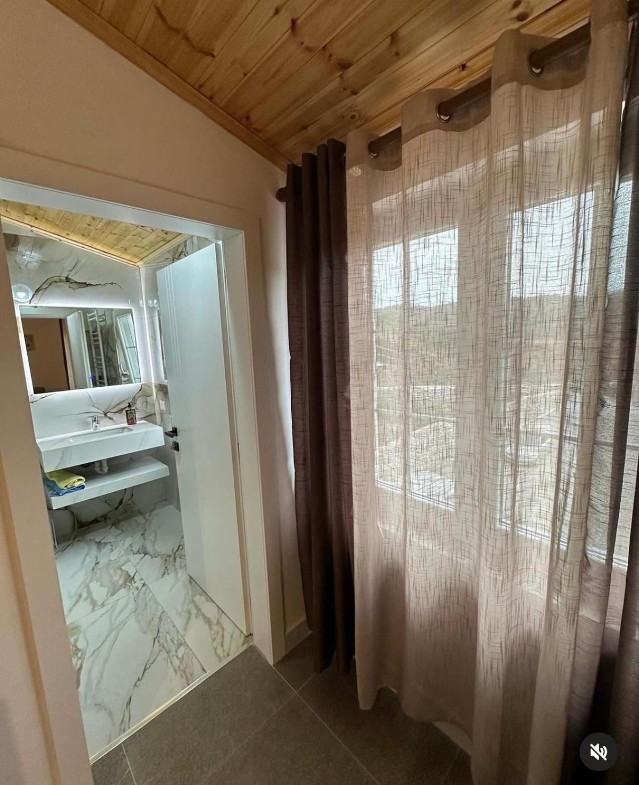 Qyteza Guest House & Camping Shkodër Extérieur photo